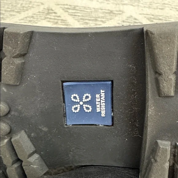 Black leather Chelsea boots - Picture 8 of 12